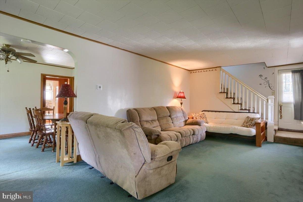 Harrisburg Pike, Dillsburg, PA 17019