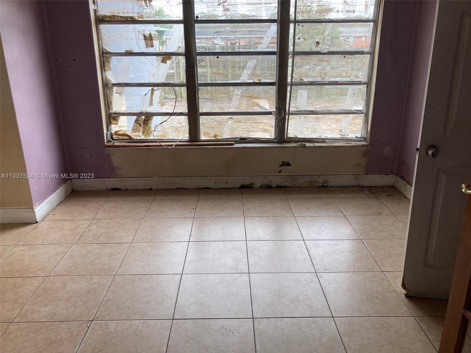 S 38th St, Greenacres, FL 33463