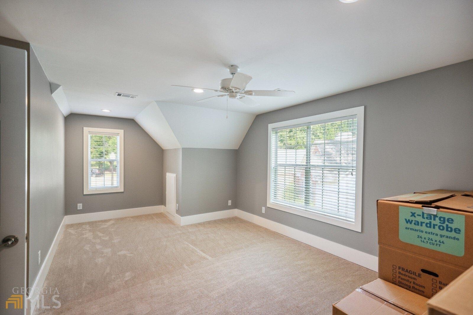 Dogwood View Ct, Suwanee, GA 30024