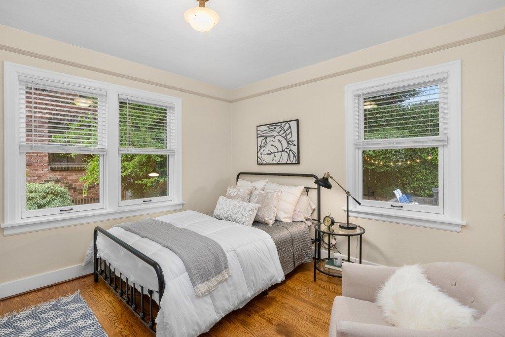 37th Ave Sw, Seattle, WA 98126