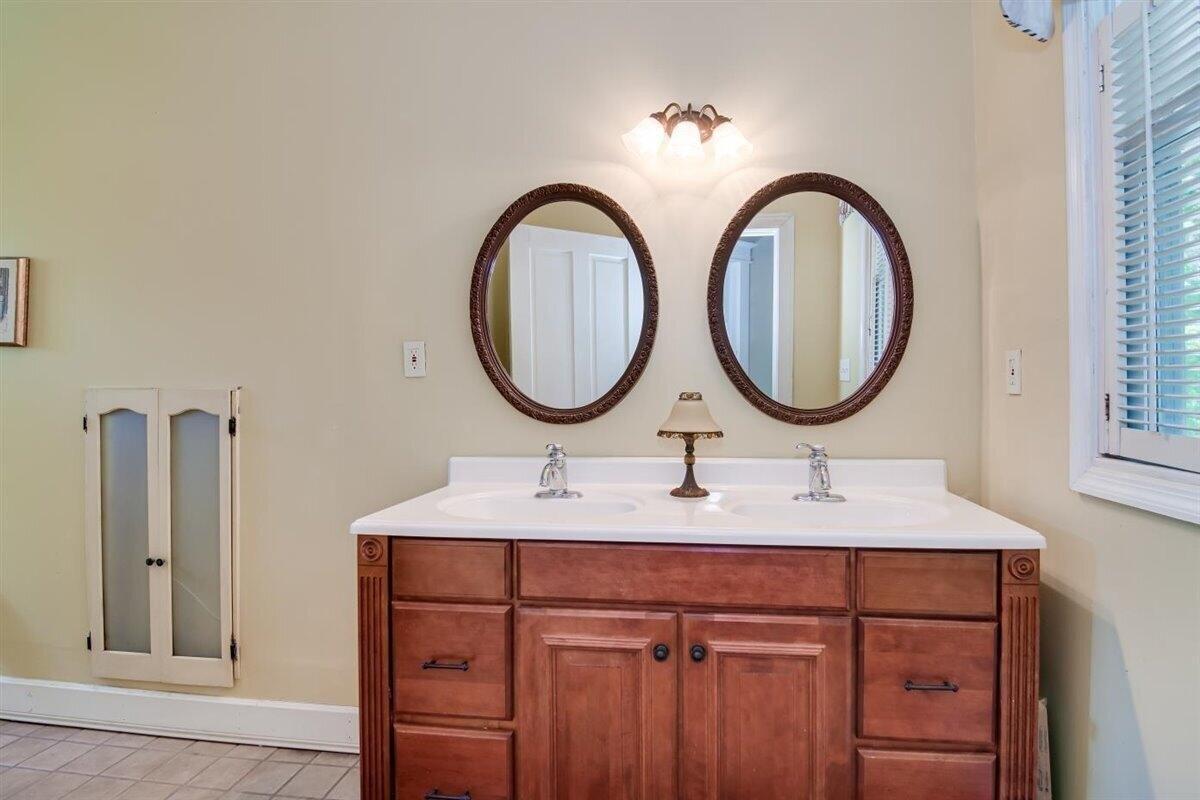 Charleston Hwy, Aiken, SC 29801