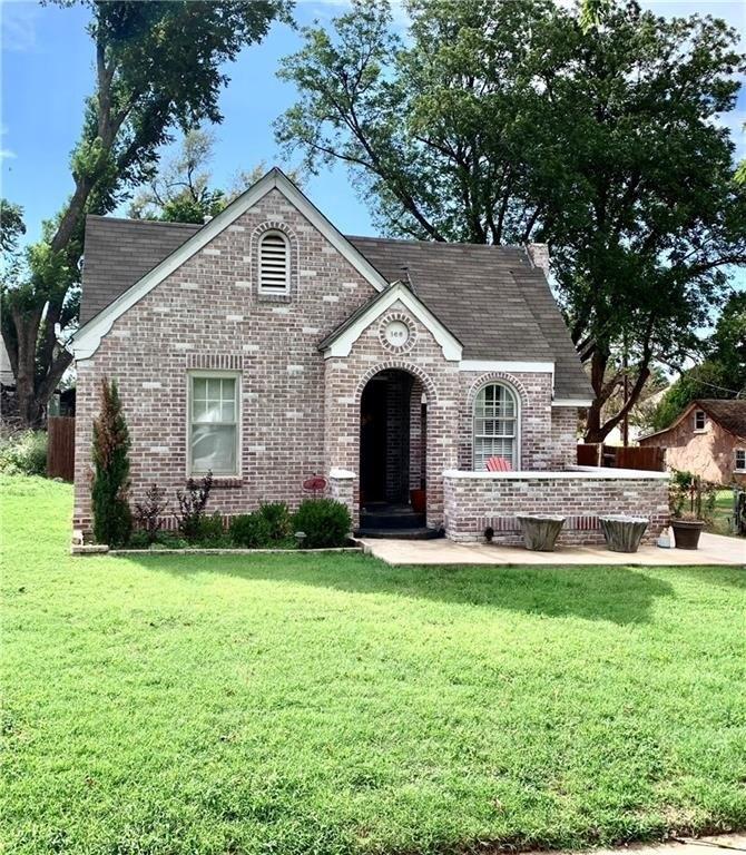 S 5th St, Clinton, OK 73601