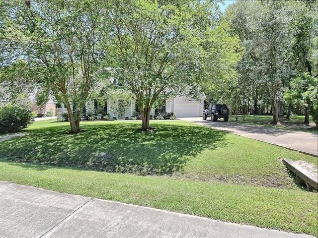 Westwood Dr, Mandeville, LA 70471