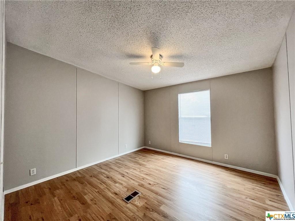 Rayner Ct, Spring Branch, TX 78070