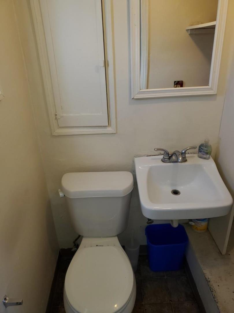 Hawthorne St, Salinas, CA 93901