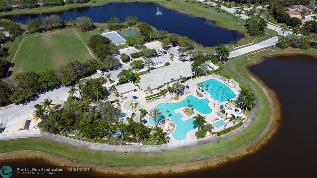 Tulip Cir, Weston, FL 33327