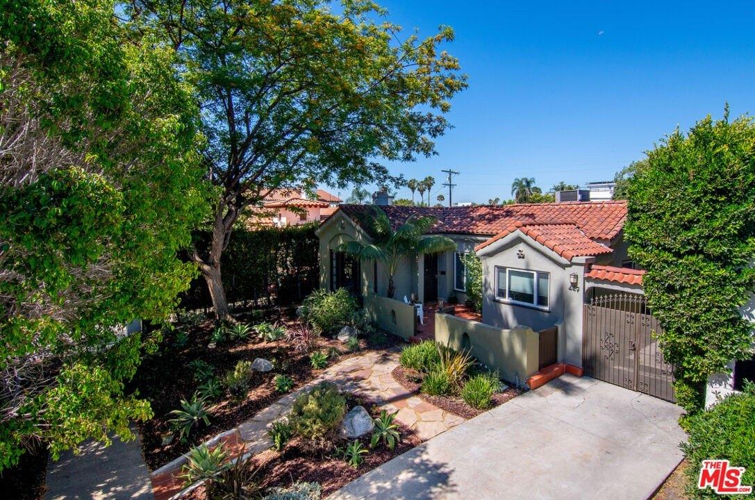 N Edinburgh Ave, Los Angeles, CA 90048