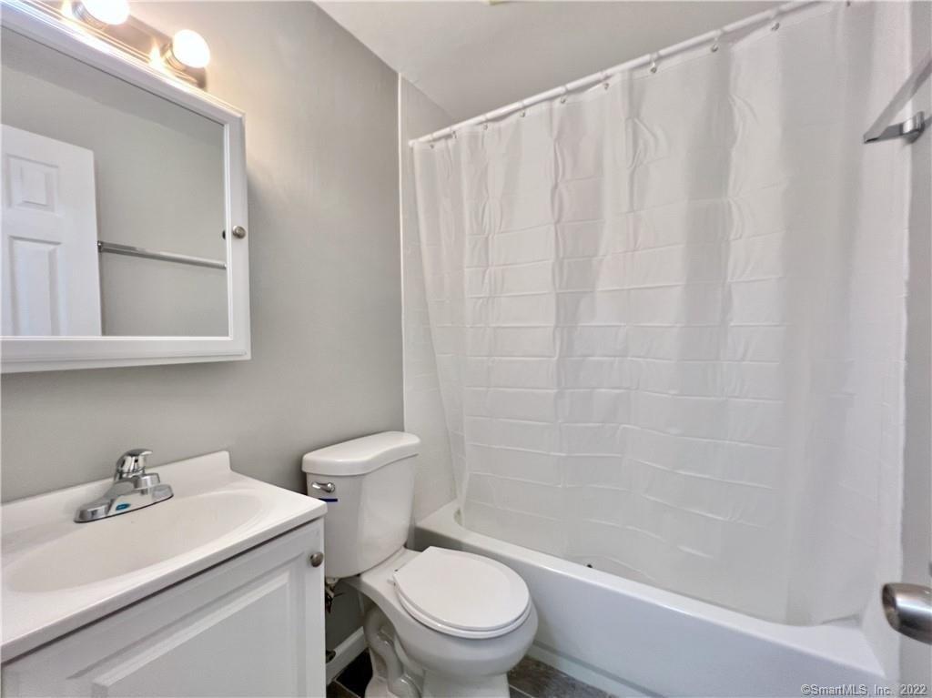 Soundview Ave, Norwalk, CT 06854