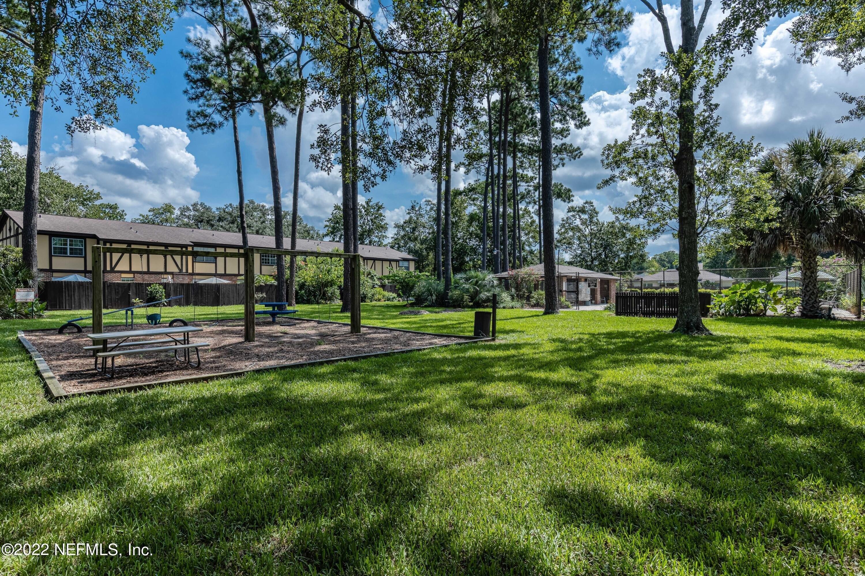 Windrush Ln, Jacksonville, FL 32217