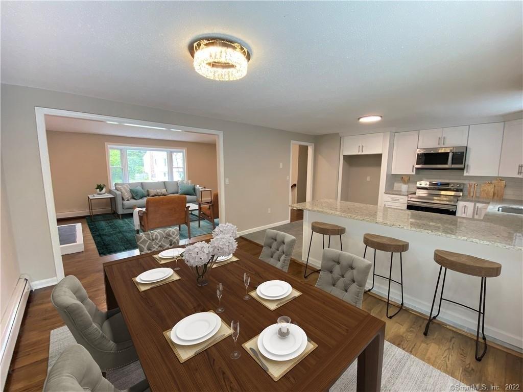 Tanglewood Dr, Hamden, CT 06518