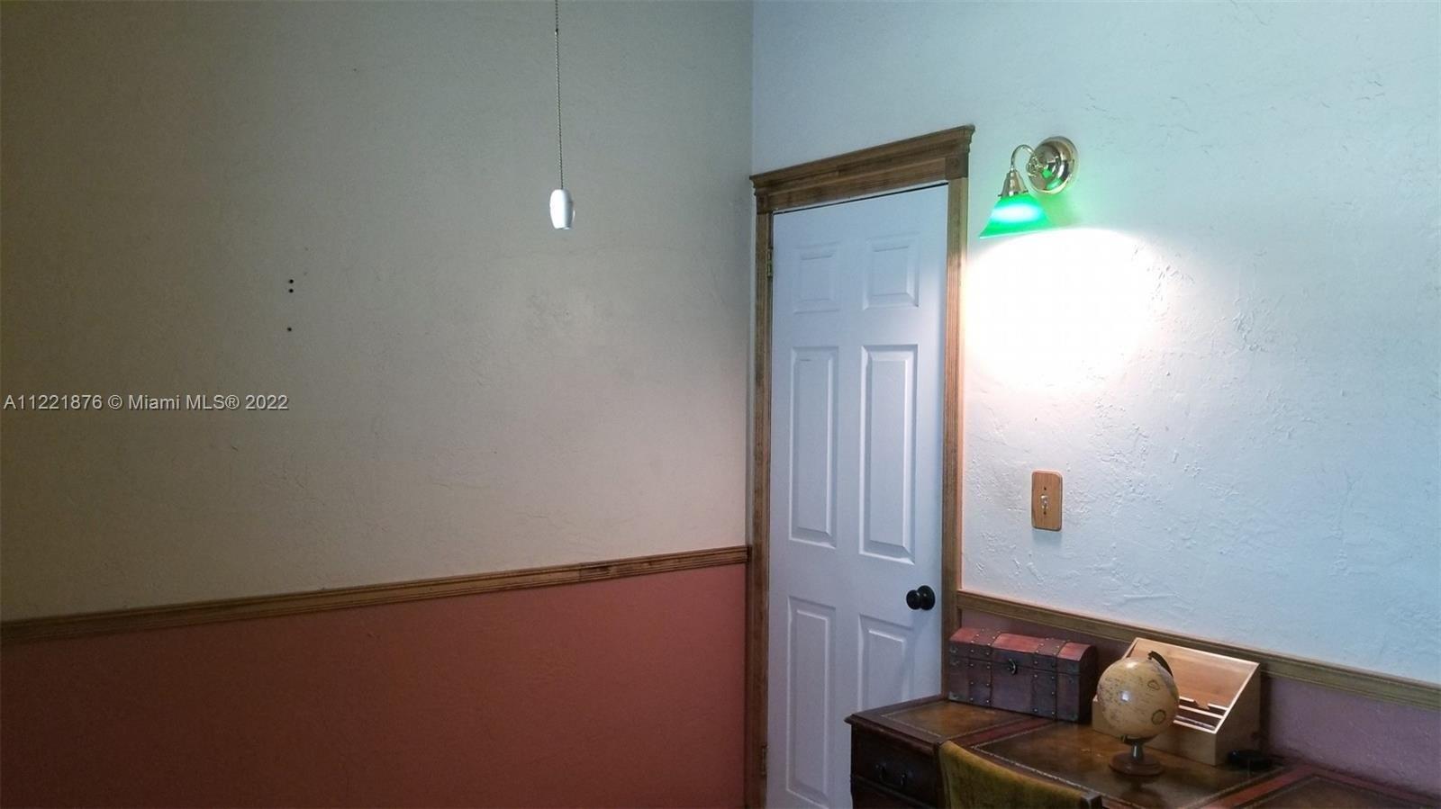 Nw 125th St, North Miami, FL 33168