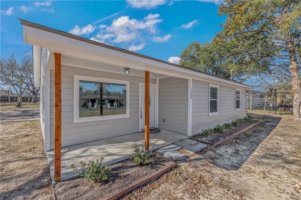 Alice St, Bryan, TX 77803