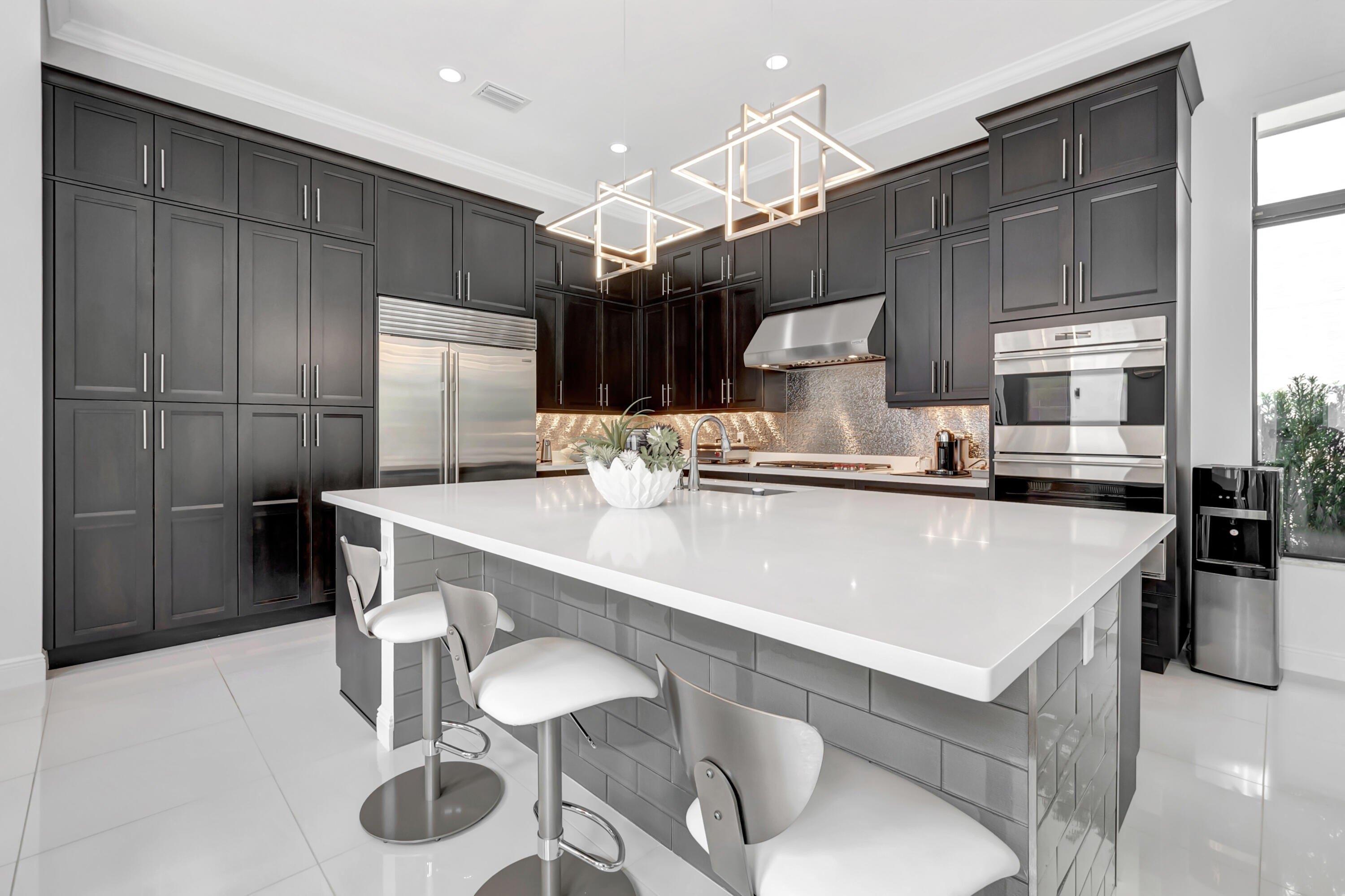 Cadena Dr, Boca Raton, FL 33496