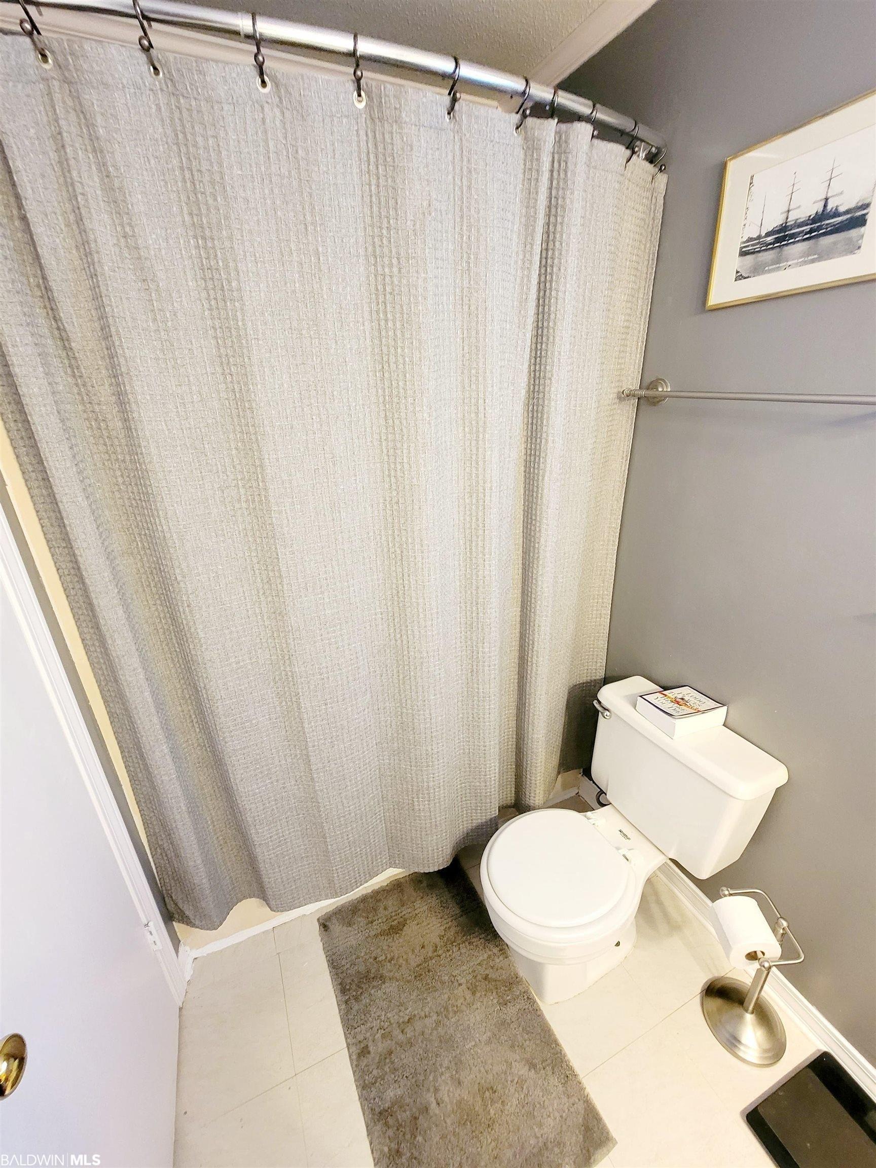 Autumn Ridge Dr, Mobile, AL 36695