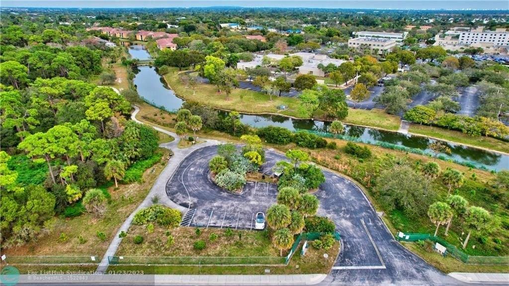 Nw 72nd St, Tamarac, FL 33321