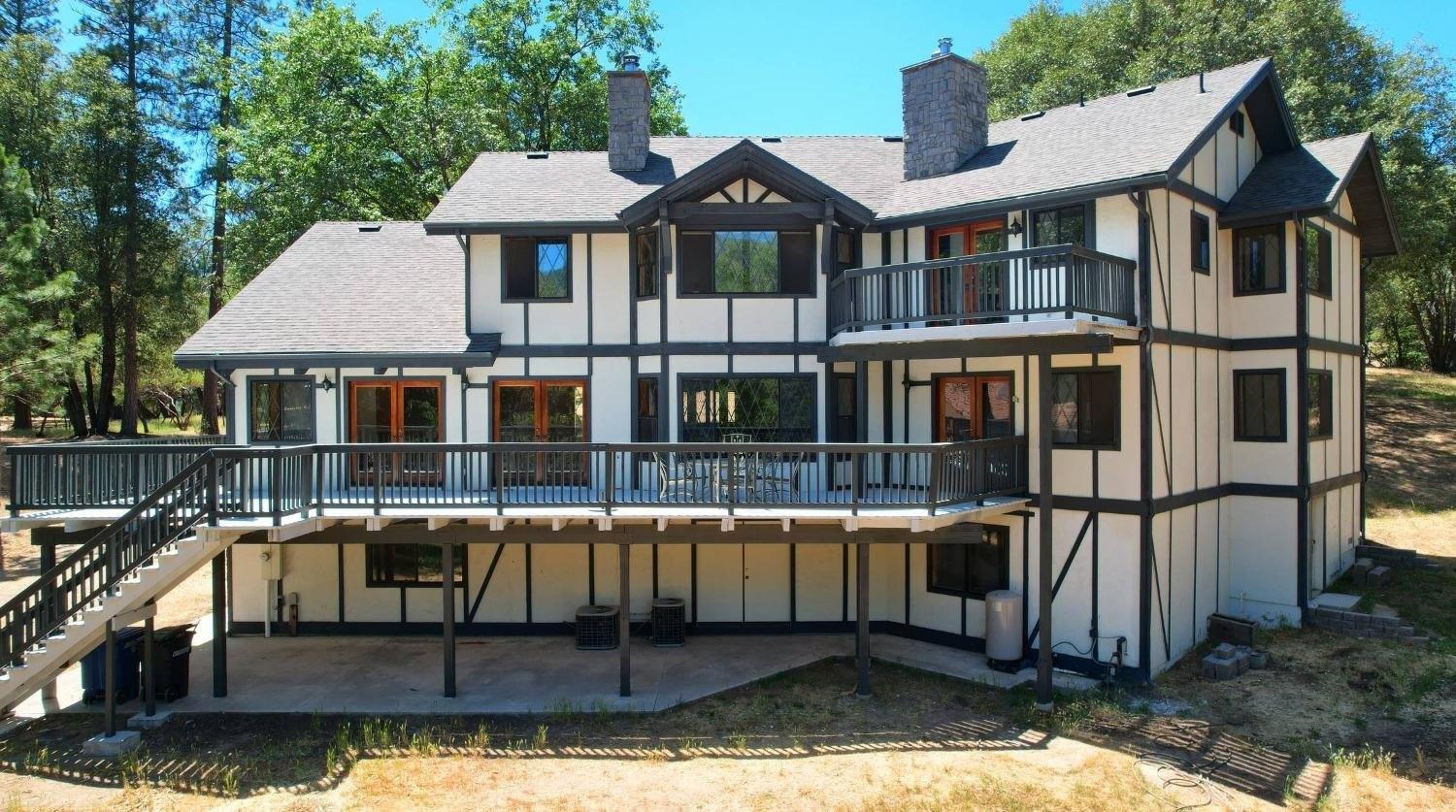 Wortham Rd, Oakhurst, CA 93644