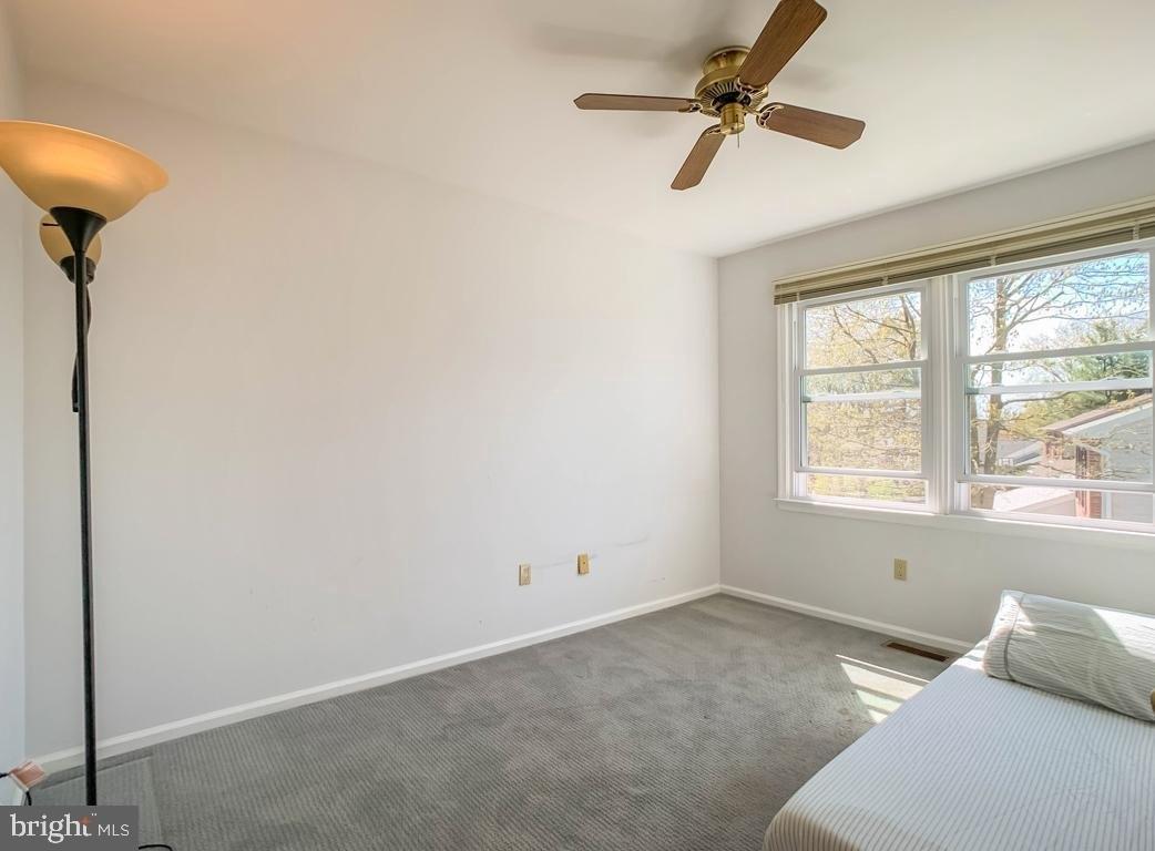 Parkview Ct, Newtown, PA 18940
