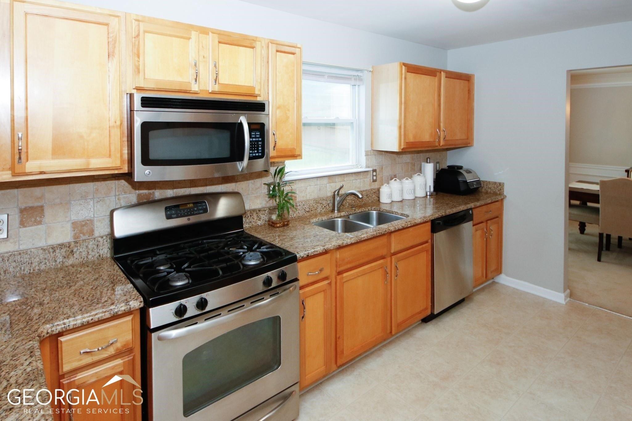Ash Tree St, Snellville, GA 30039