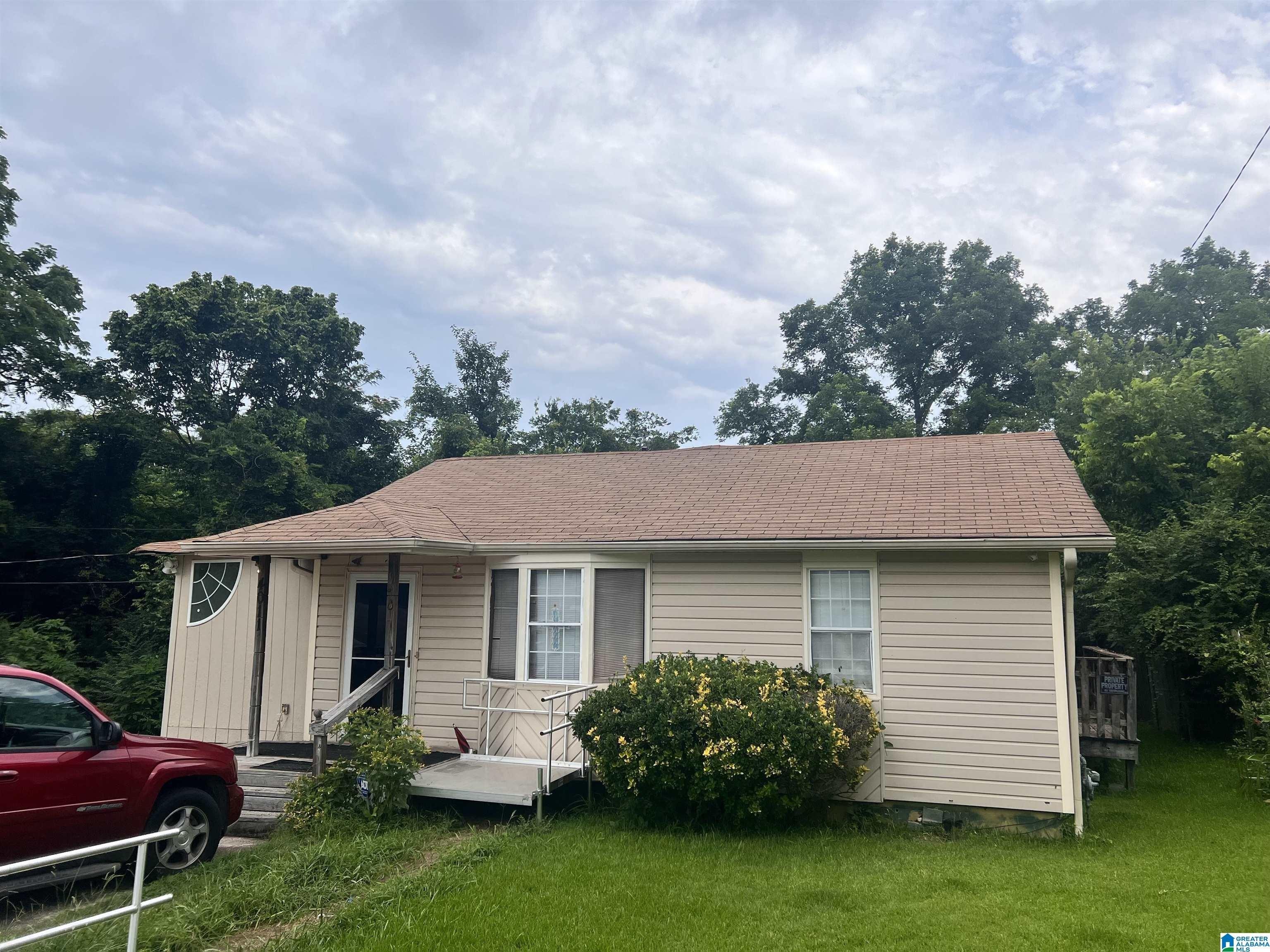 8th Ave, Brighton, AL 35020