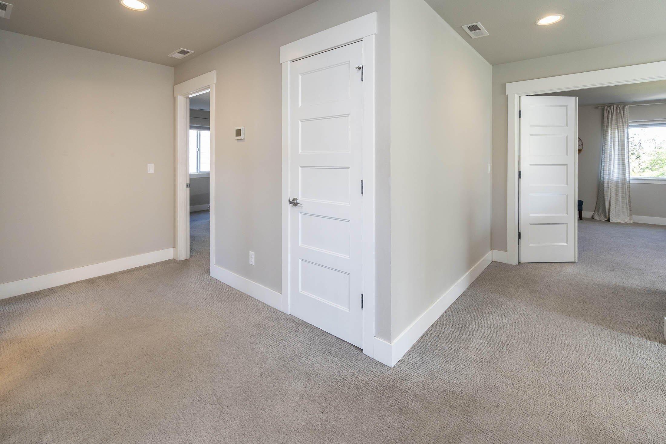 Ne Hoover Loop, Bend, OR 97701