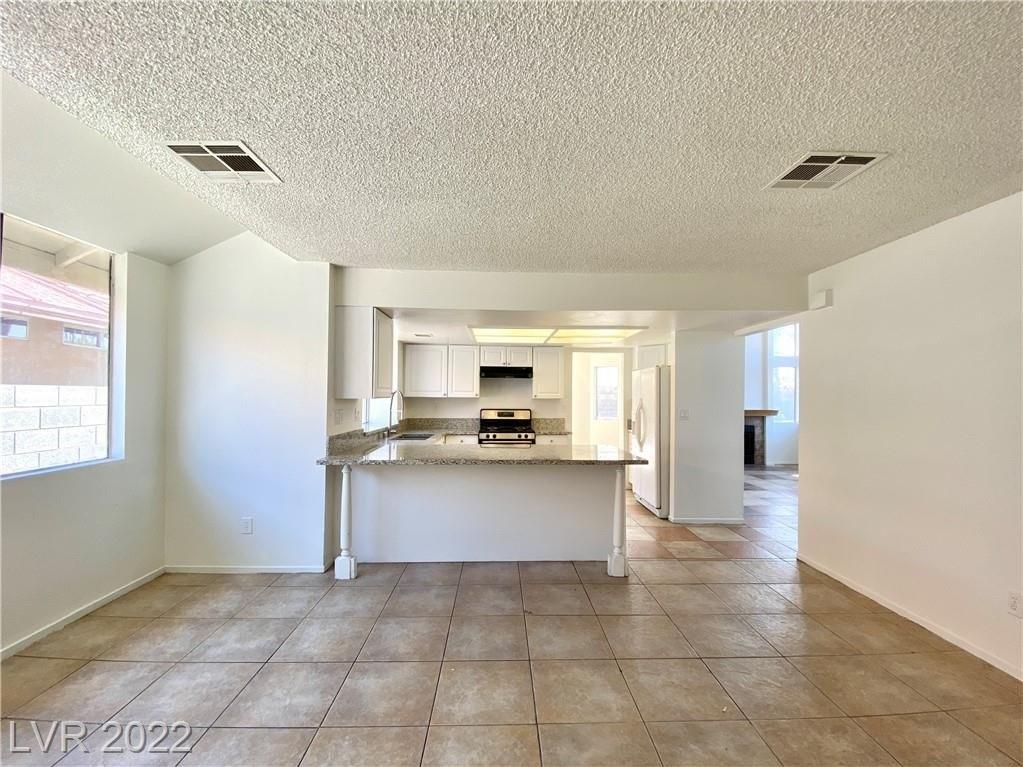 Par Four Ln, Las Vegas, NV 89142