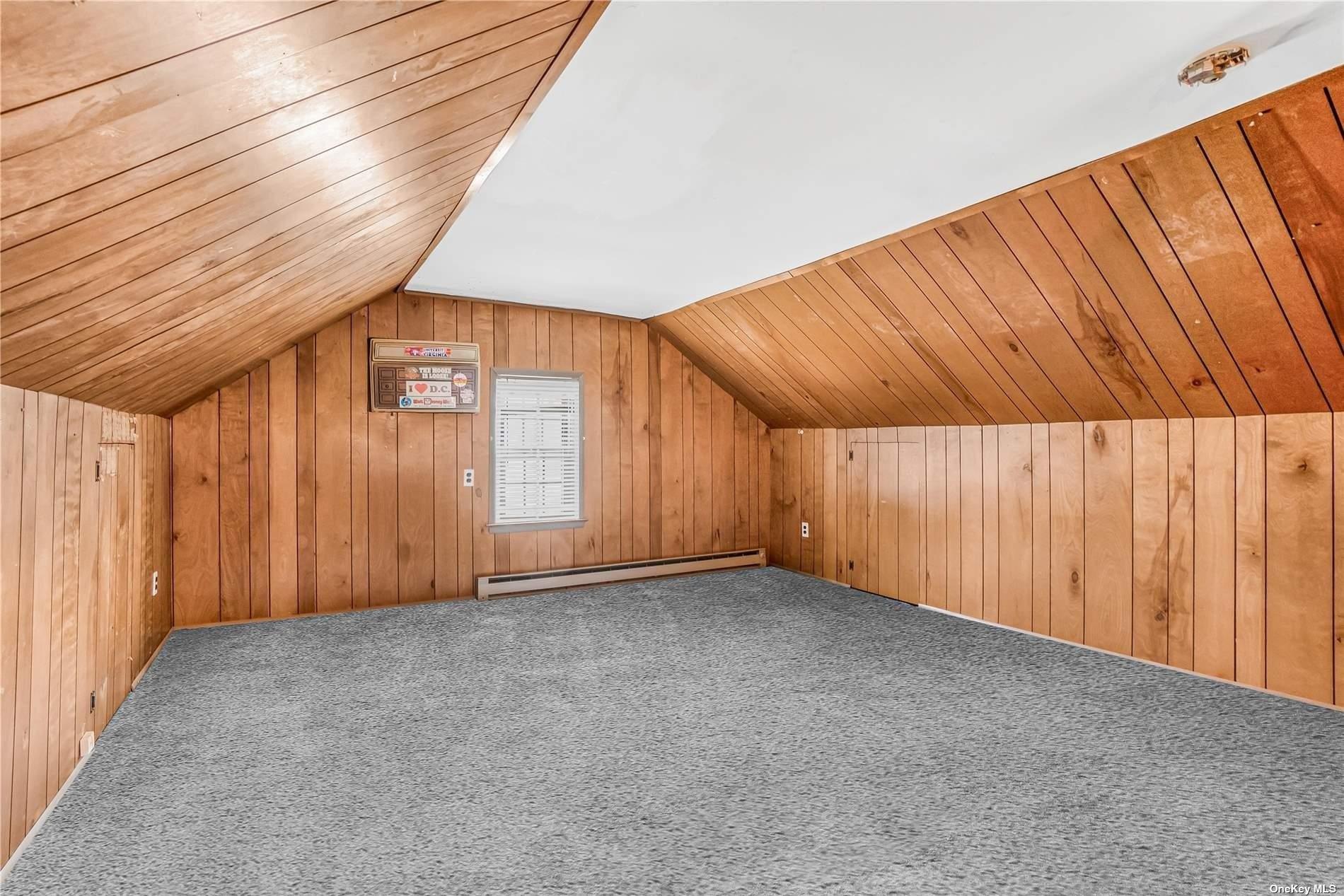 Wellington Rd, Mineola, NY 11501
