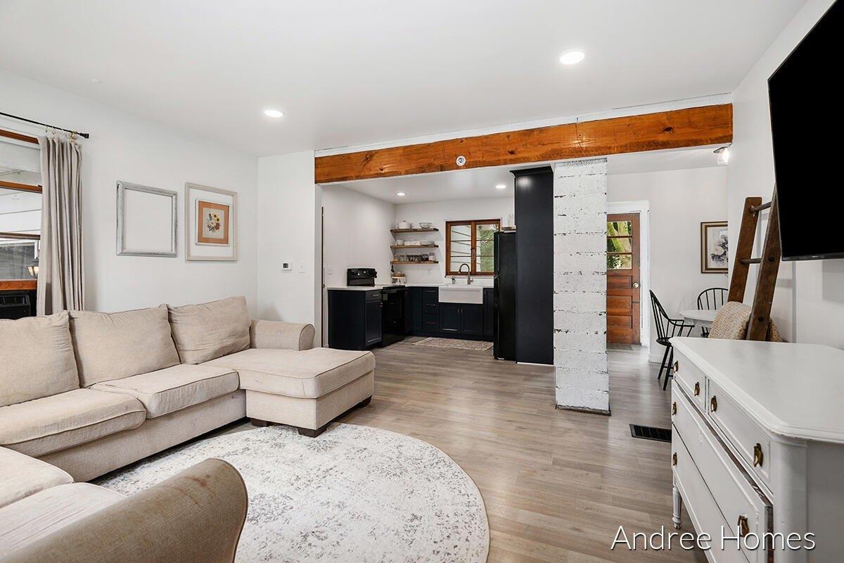 E Superior St, Wayland, MI 49348