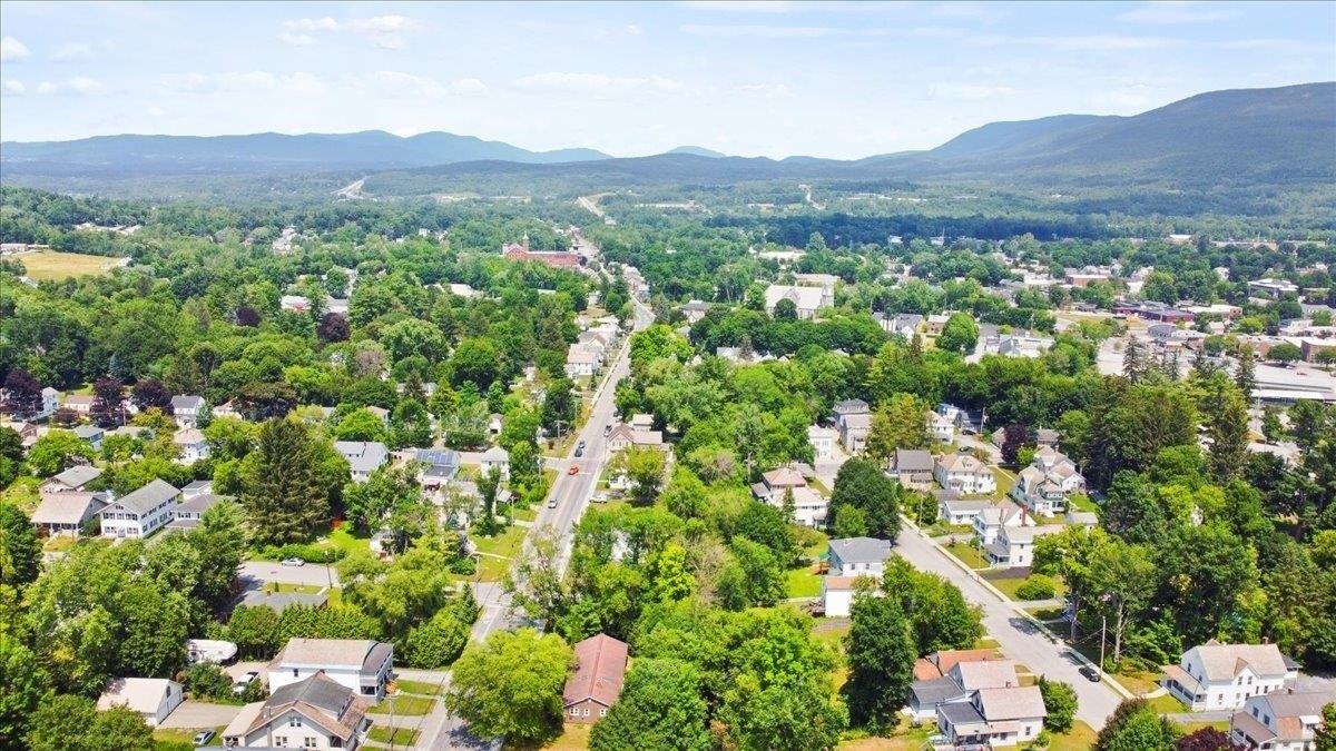 Dewey St, Bennington, VT 05201