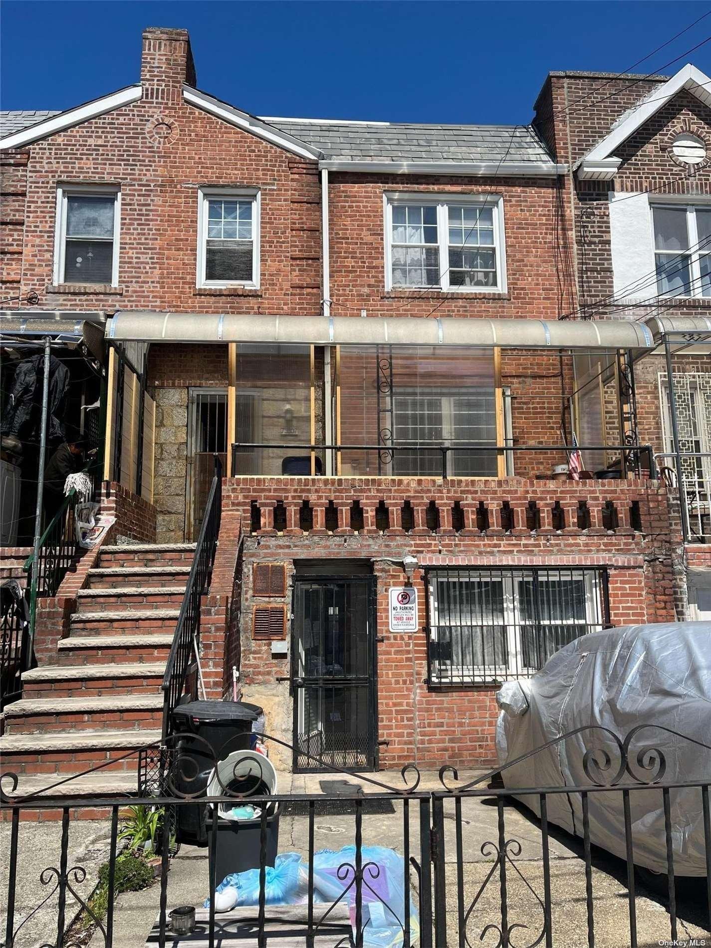 Woodside Ave, Woodside, NY 11377