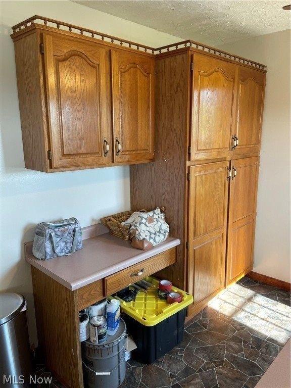 Rich St, Senecaville, OH 43780