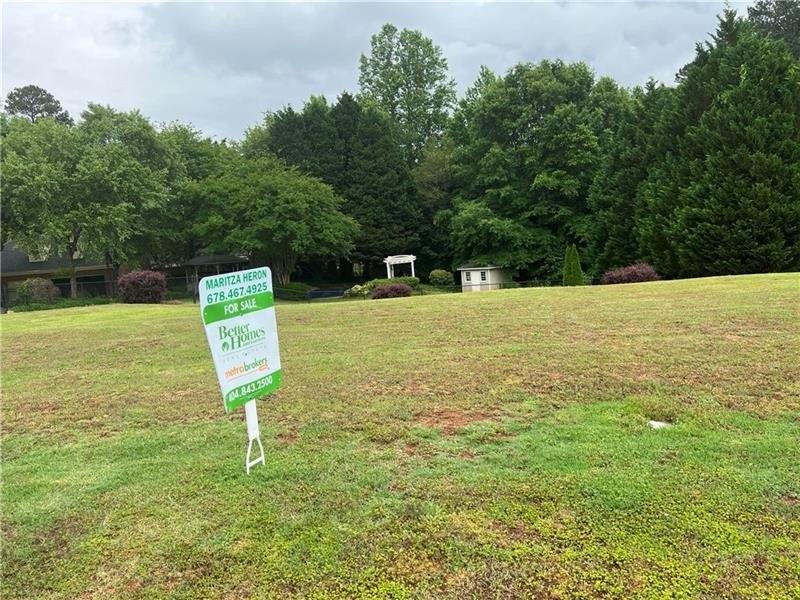 Walker Dr, Lawrenceville, GA 30043
