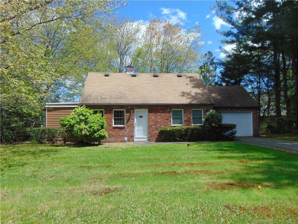 Chestnut Hill Ave, Waterbury, CT 06704