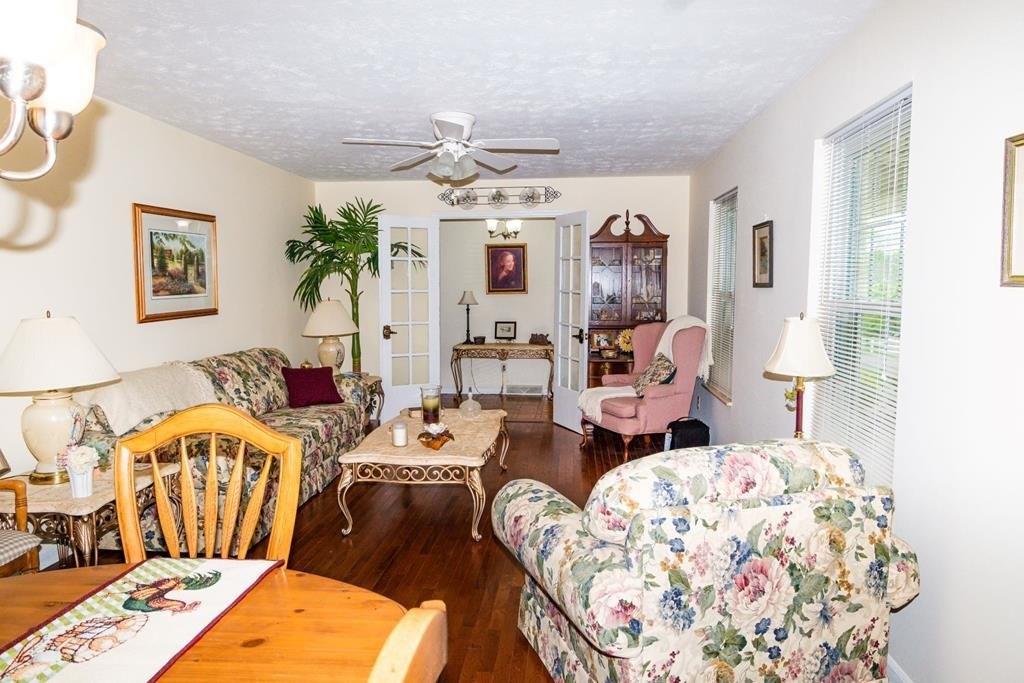 Bluebird Cir, Morristown, TN 37814