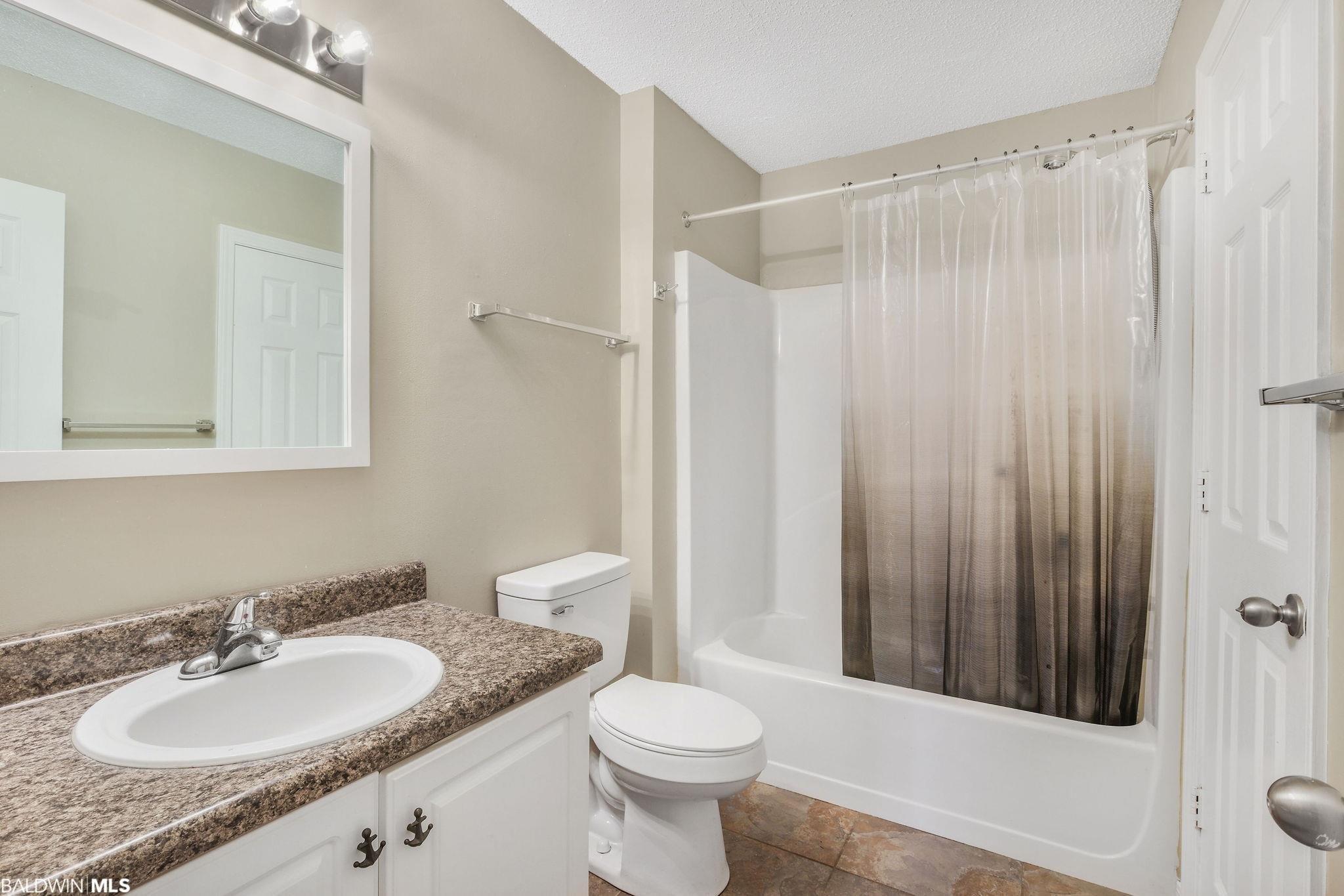 Summer Oaks Dr, Daphne, AL 36526