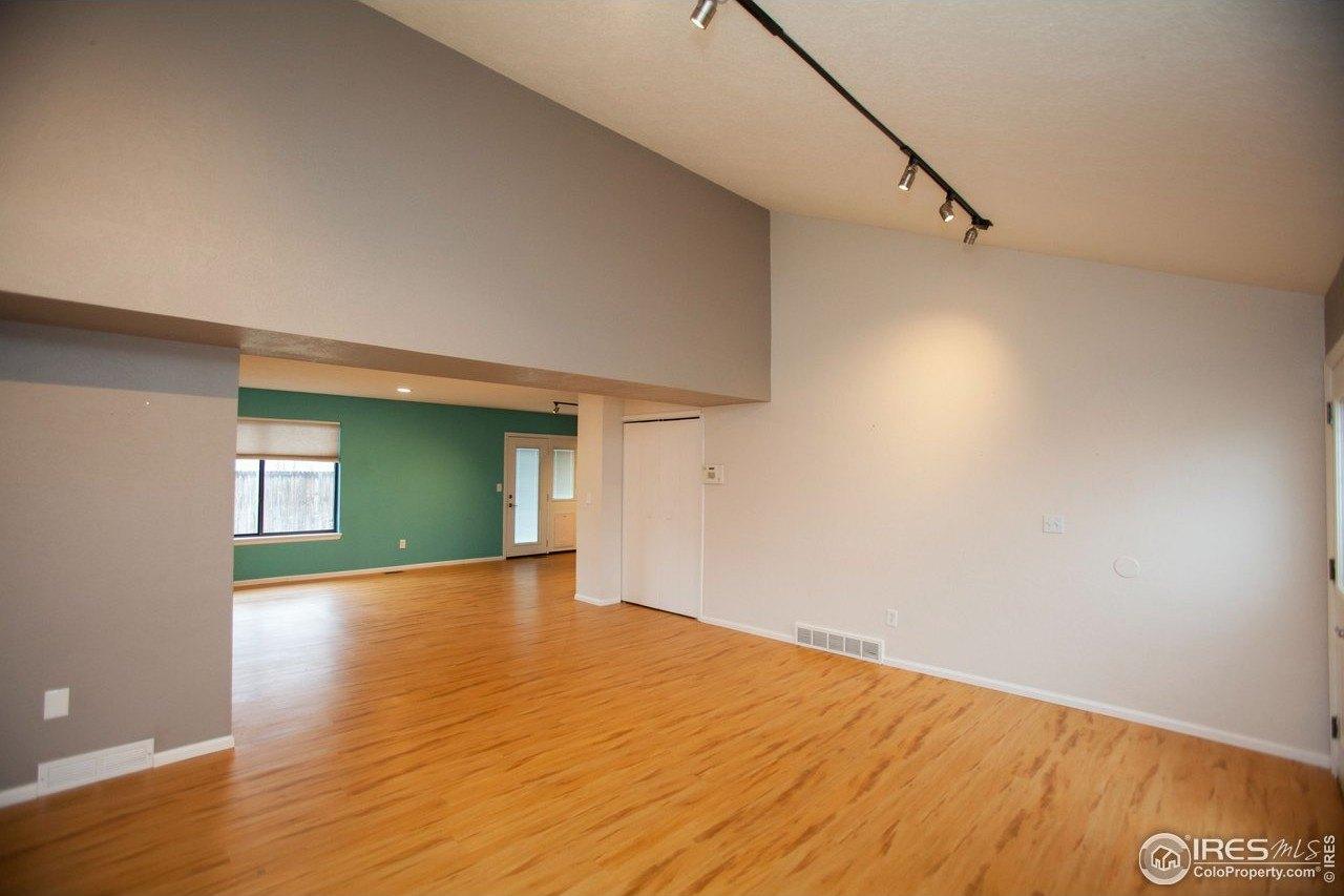 Garrison Ln, Broomfield, CO 80021