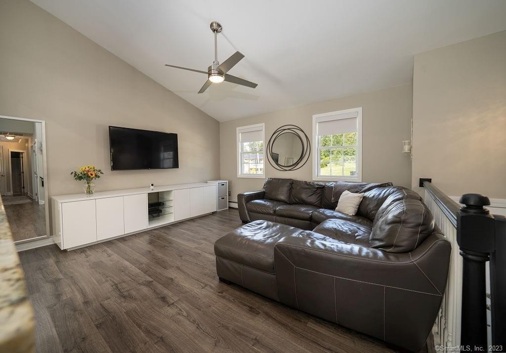 Wood Ter, East Haven, CT 06513