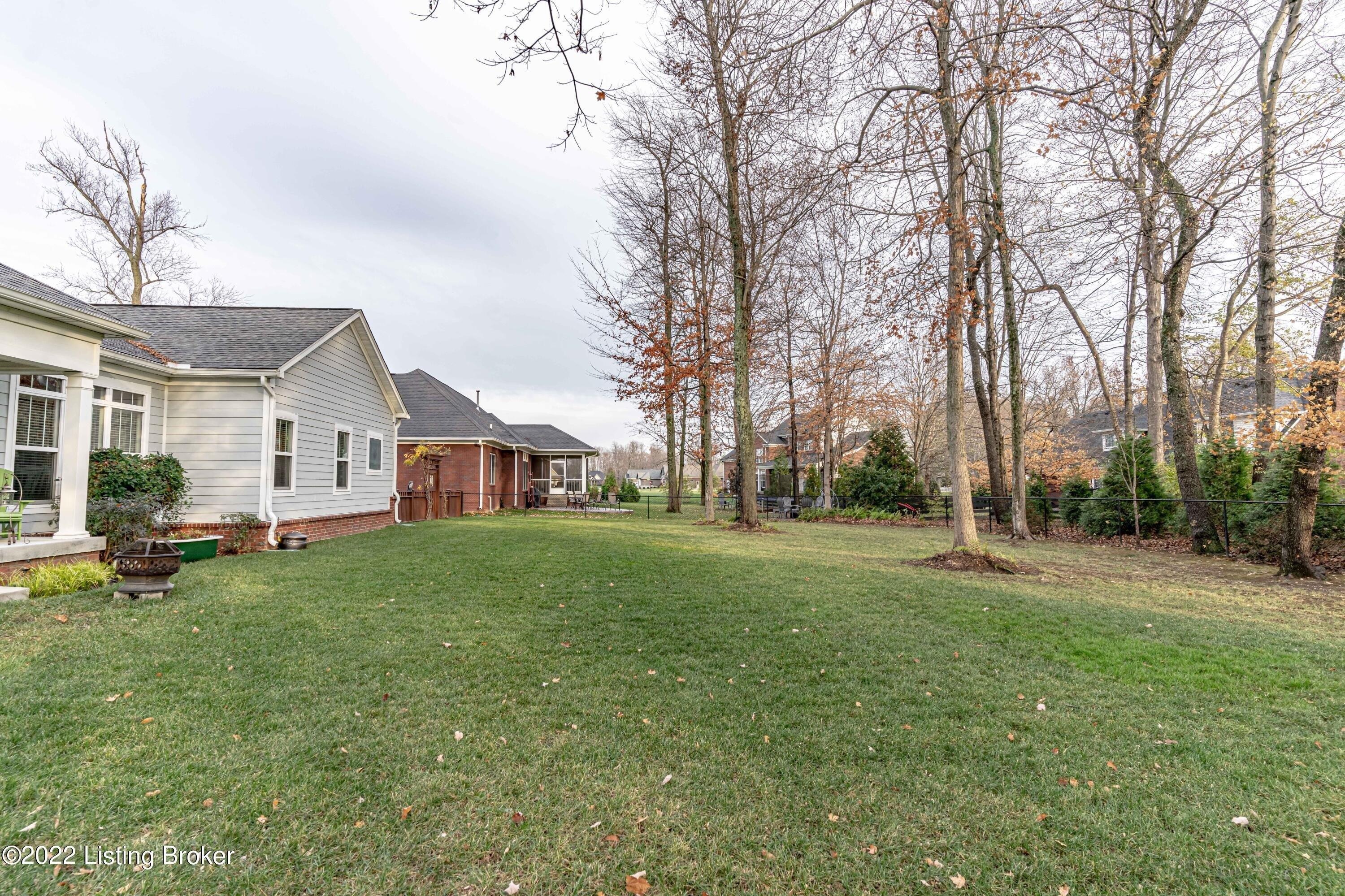 Dabney Carr Dr, Louisville, KY 40299