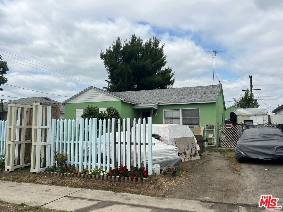 Camellia Ave, North Hollywood, CA 91605