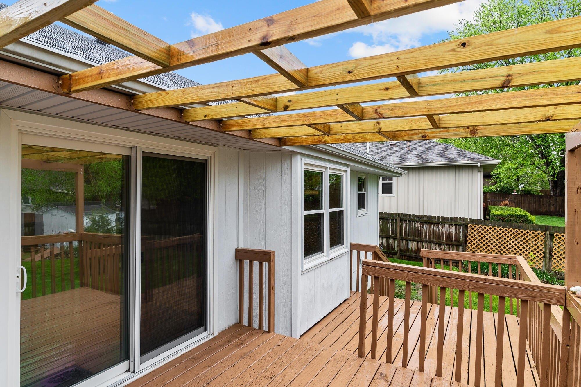 W Arlington St, Springfield, MO 65810