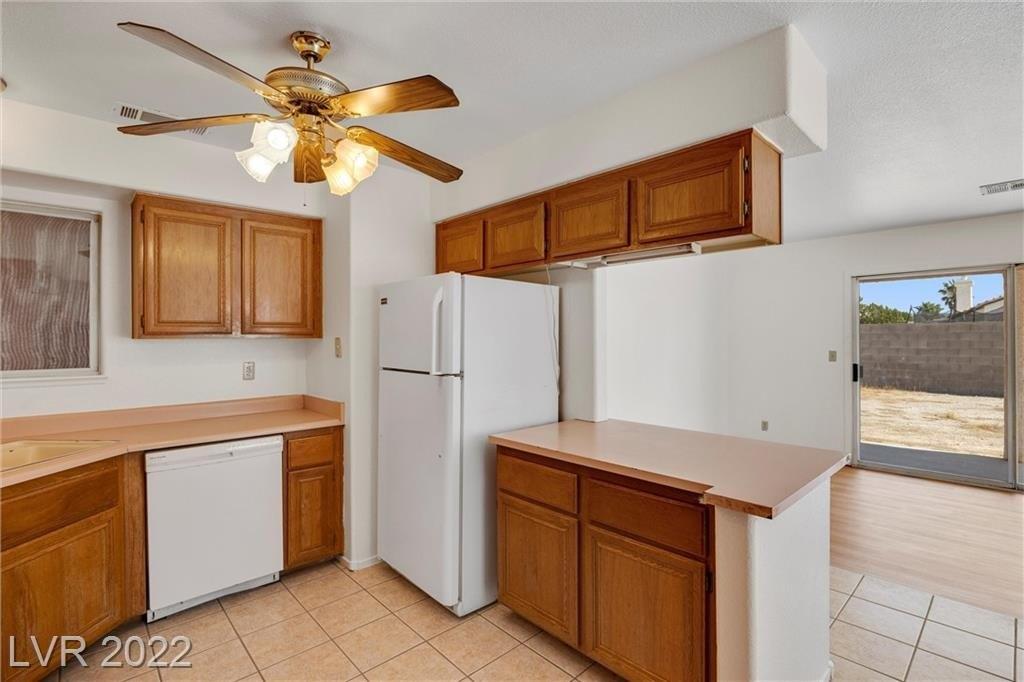 W La Madre Way, North Las Vegas, NV 89031