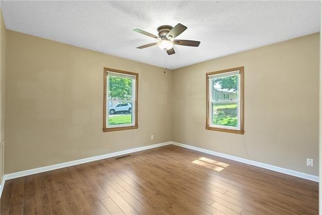 Ne 67th Ter, Kansas City, MO 64118