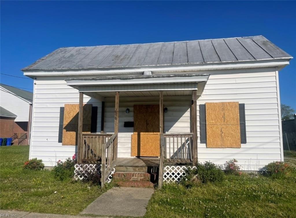 Beech St, Suffolk, VA 23434