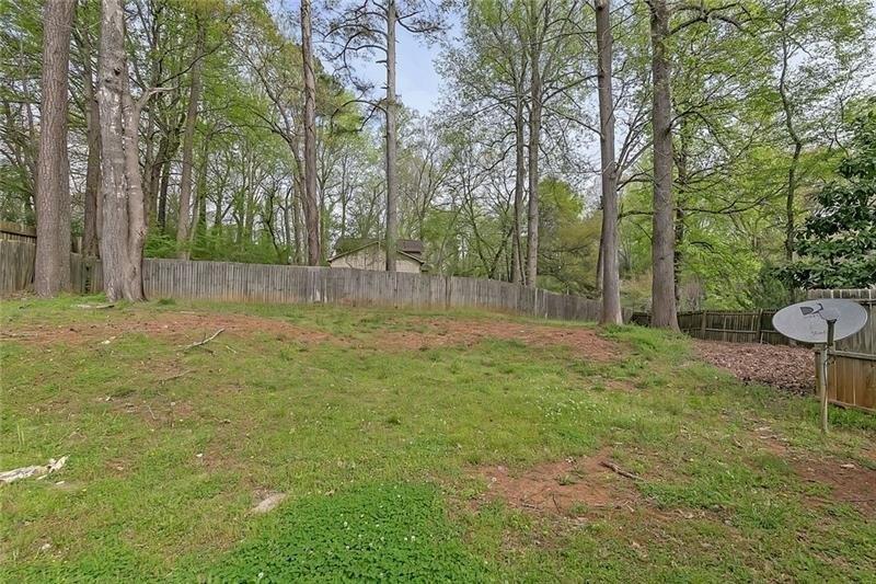 Rock Garden Ter Nw, Marietta, GA 30064