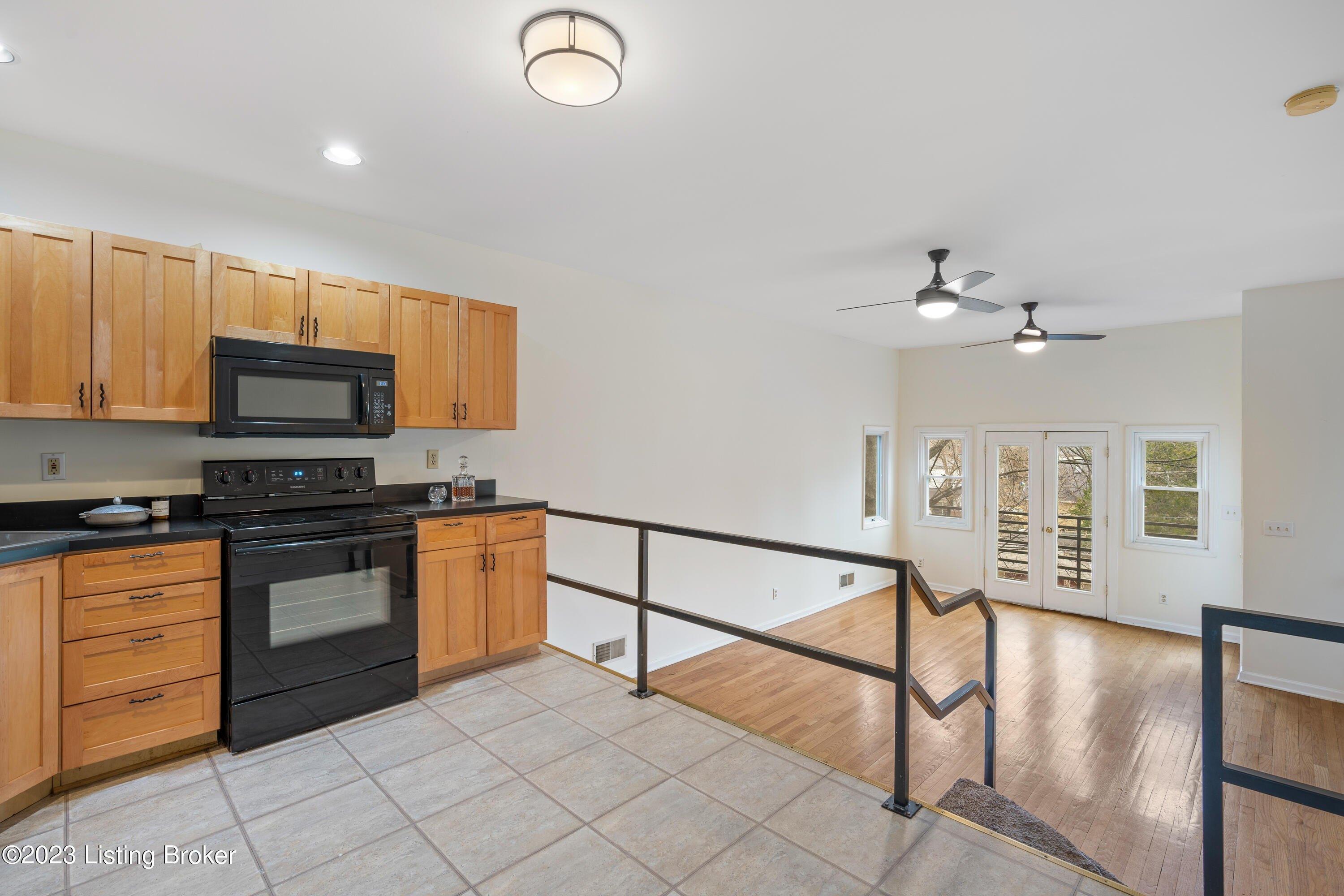 N Ewing Ave, Louisville, KY 40206