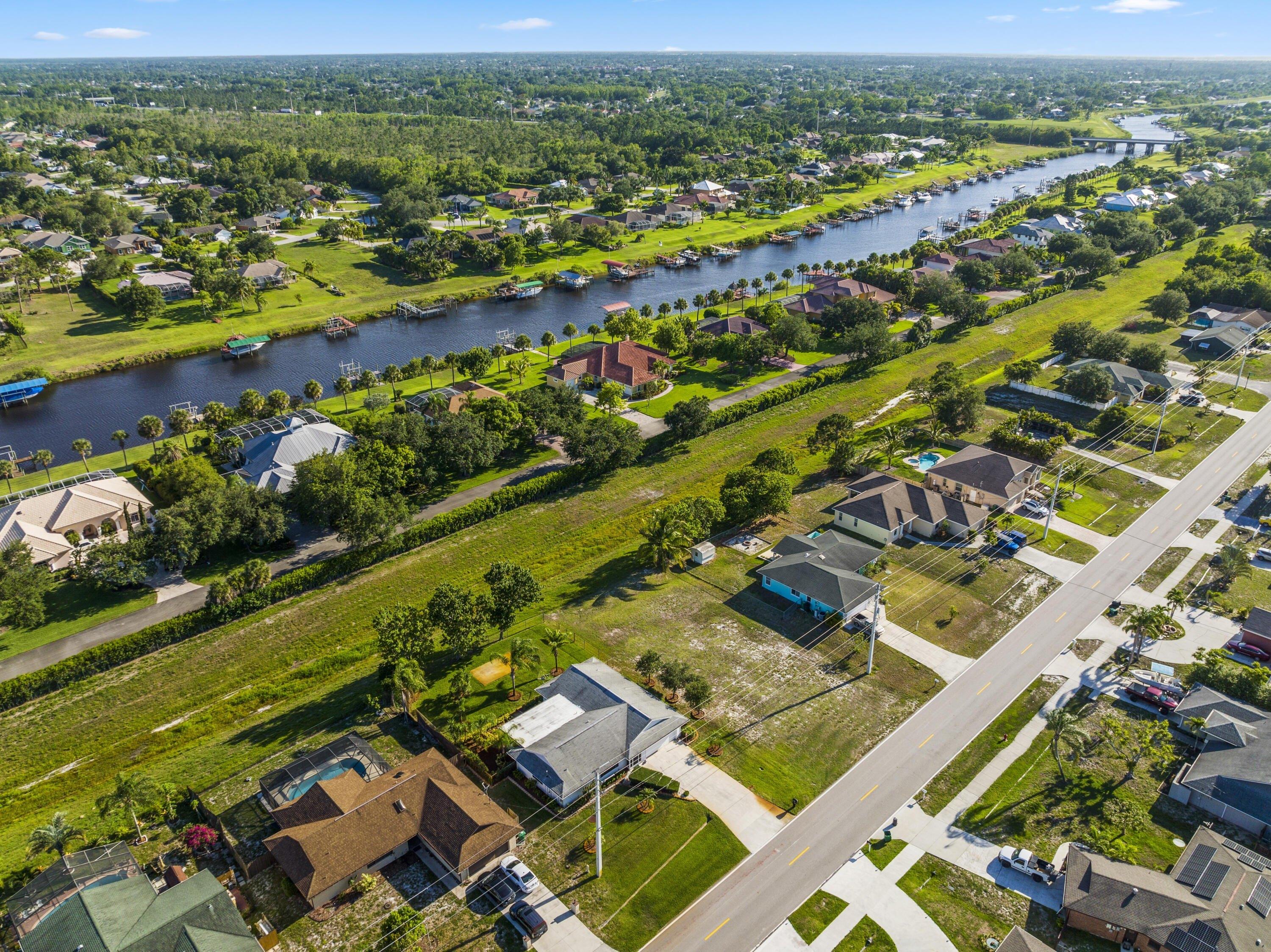 Sw Oakridge Dr, Port Saint Lucie, FL 34984