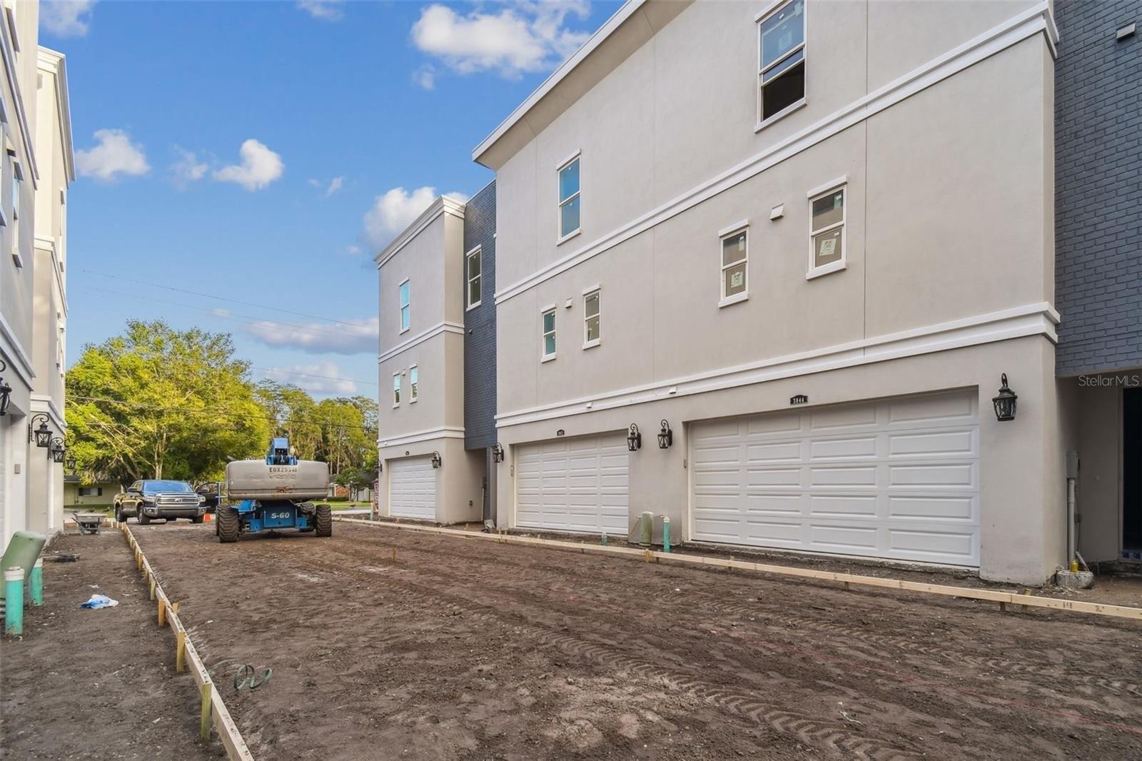 Seena Manor Ct, Tampa, FL 33618