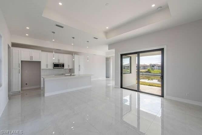 Ne 17th Ter, Cape Coral, FL 33909