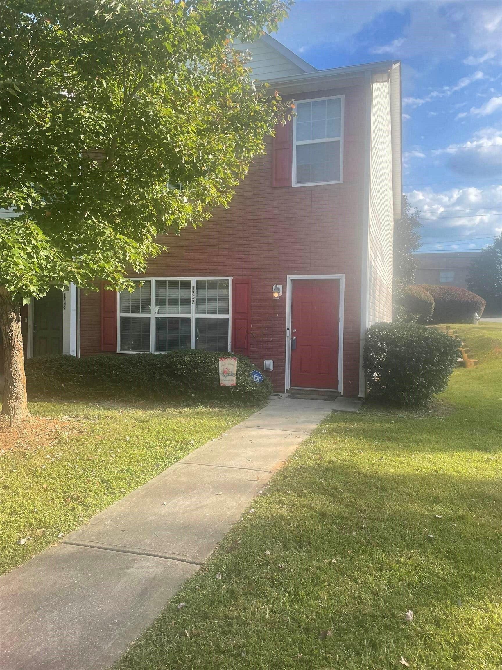 Glen View Way, Lovejoy, GA 30228