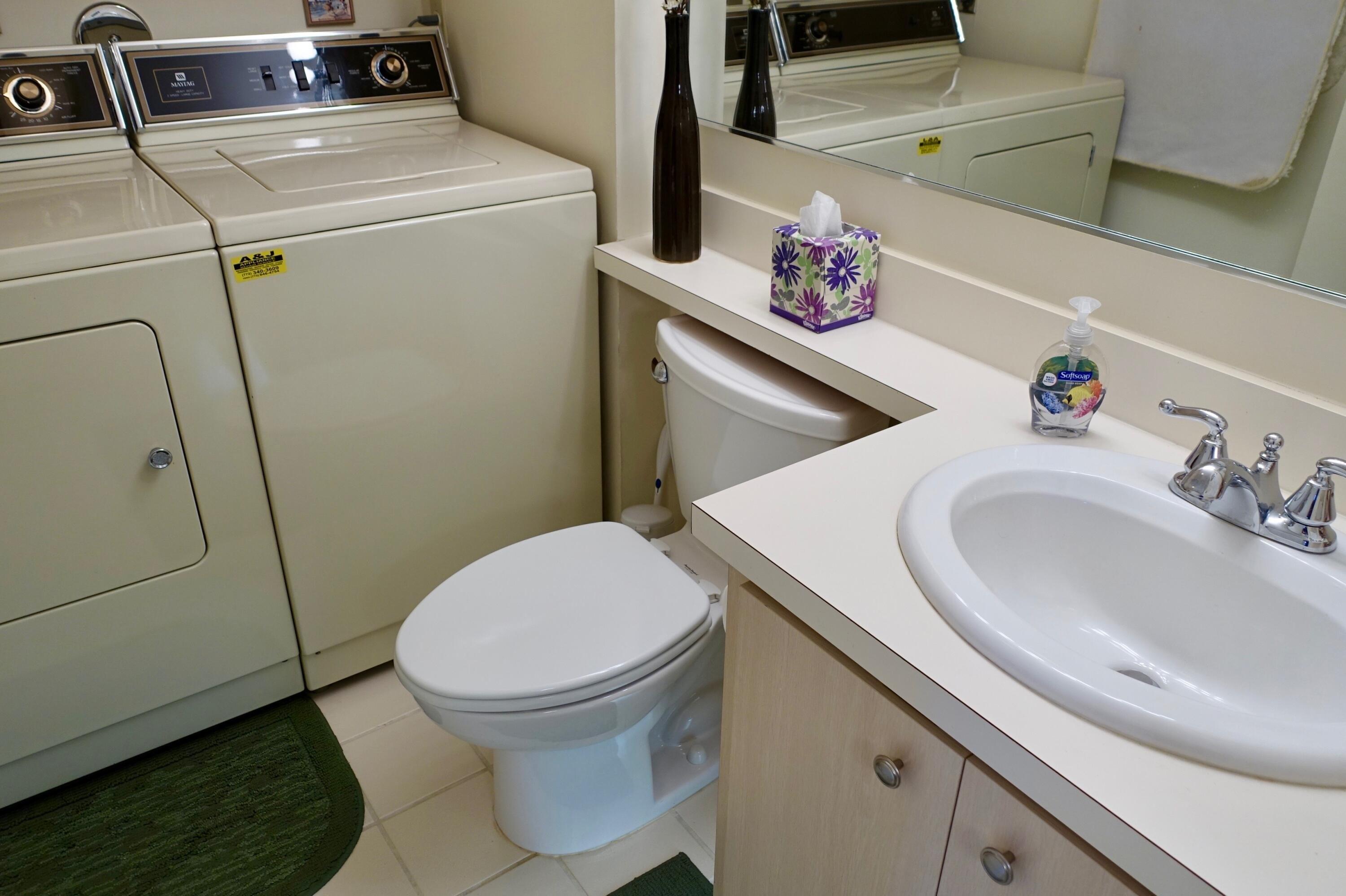 Sw Lakemont Pl, Palm City, FL 34990