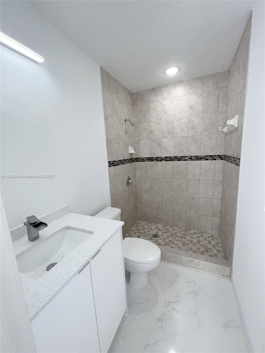 Sw 118th Pl, Miami, FL 33177